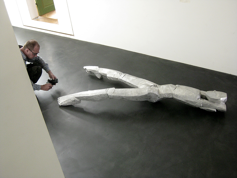 Agnes Keil,  reclining male, cast aluminium, 223cm long, 2020